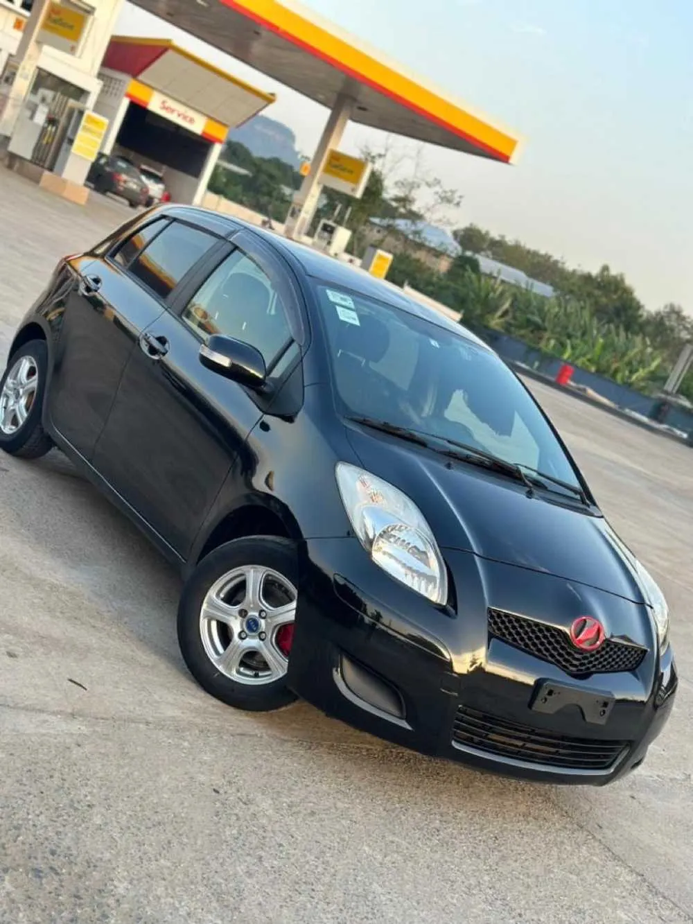 Used Toyota Vitz 1.3 AWD 3dr 2010 Black for sale in Greater Accra, Ghana