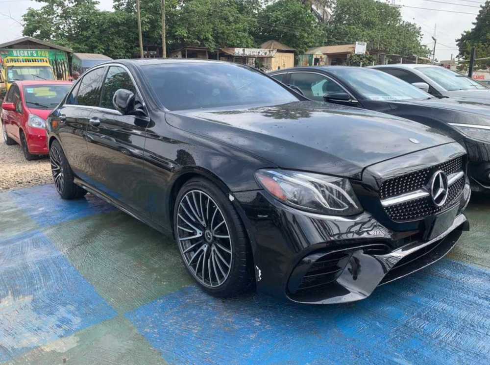 Used 2017 Mercedes-Benz E400 4matic for sale in Kumasi Metropolitan, Ashanti Region, Ghana