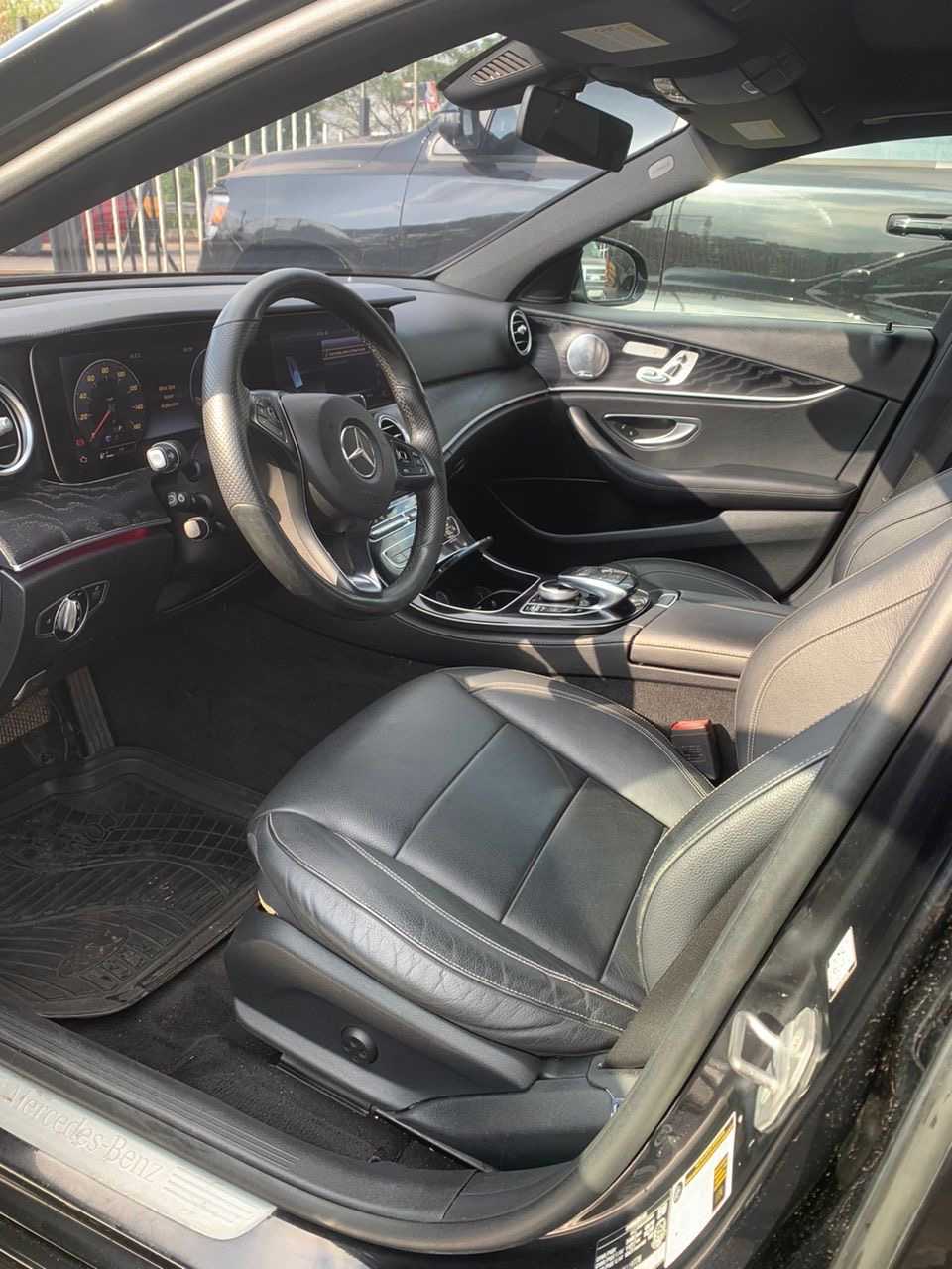 Used 2017 Mercedes-Benz E400 4matic for sale in Kumasi Metropolitan, Ashanti Region, Ghana