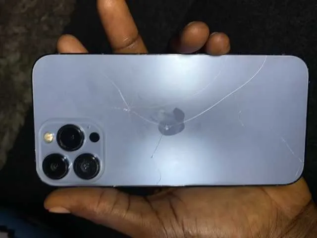 Used iPhone 13 Pro Max 128 gig for sale in Kumasi Metropolitan, Ashanti Region, Ghana