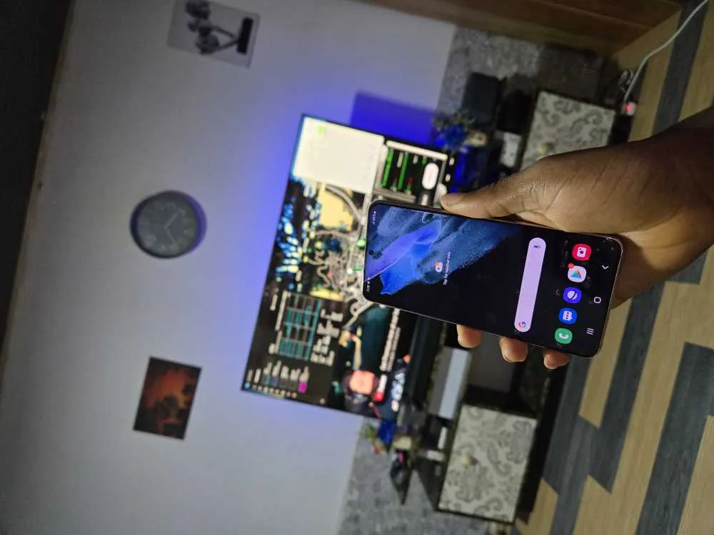 Used Samsung Galaxy S21 5G 256GB for sale in Kumasi Metropolitan, Ashanti Region, Ghana