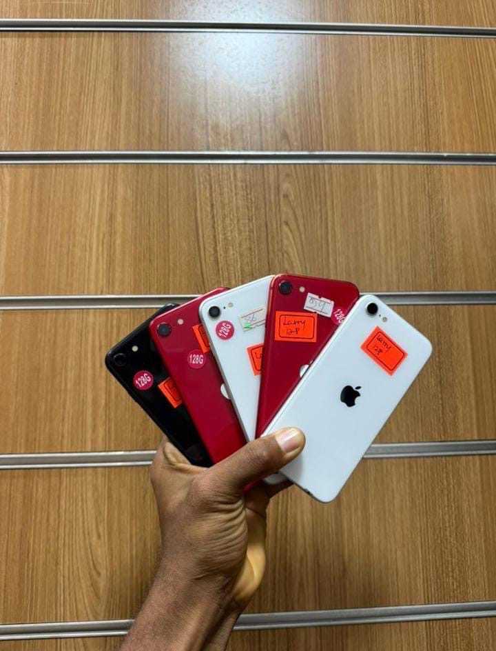 iPhone SE second generation for sale in Circle, Greater Accra