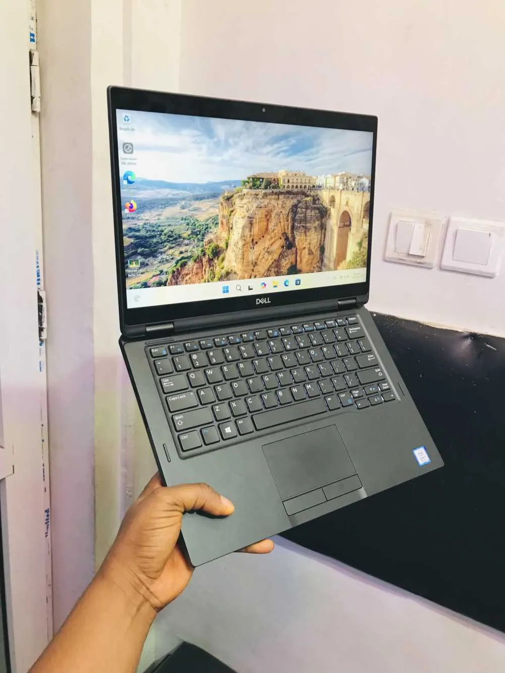 dell latitude 7390 2 in 1 X360 for sale in Kokomlemle, Greater Accra