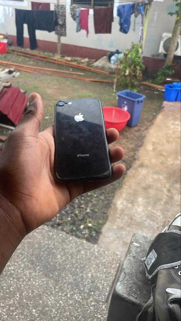 iPhone SE 2020 for sale in East Legon, Greater Accra
