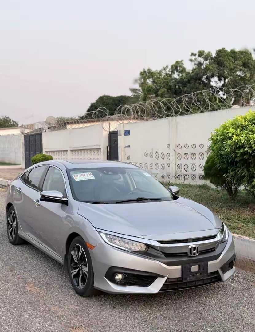 Used Honda Civic 2017 Touring for sale in Dansoman, Greater Accra, Ghana