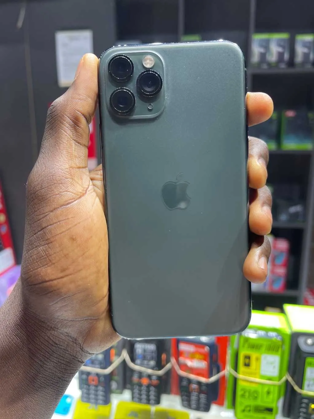 Used iPhone 11 Pro for sale in Kumasi Metropolitan, Ashanti Region, Ghana
