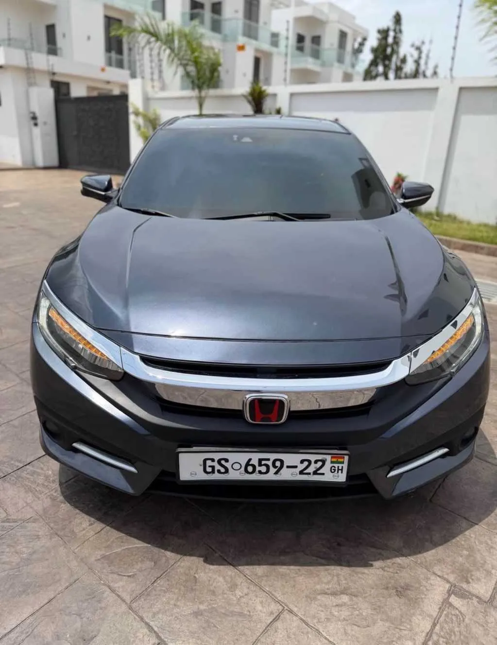 2018 Honda Civic Touring for sale in Achimota, Greater Accra