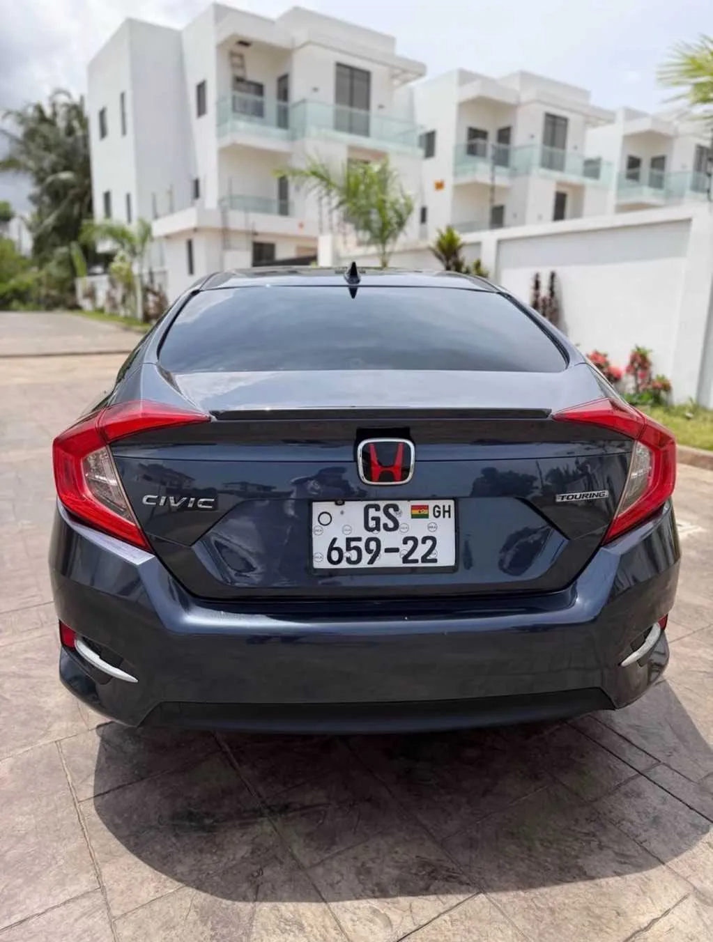 Used 2018 Honda Civic Touring for sale in Achimota, Greater Accra, Ghana