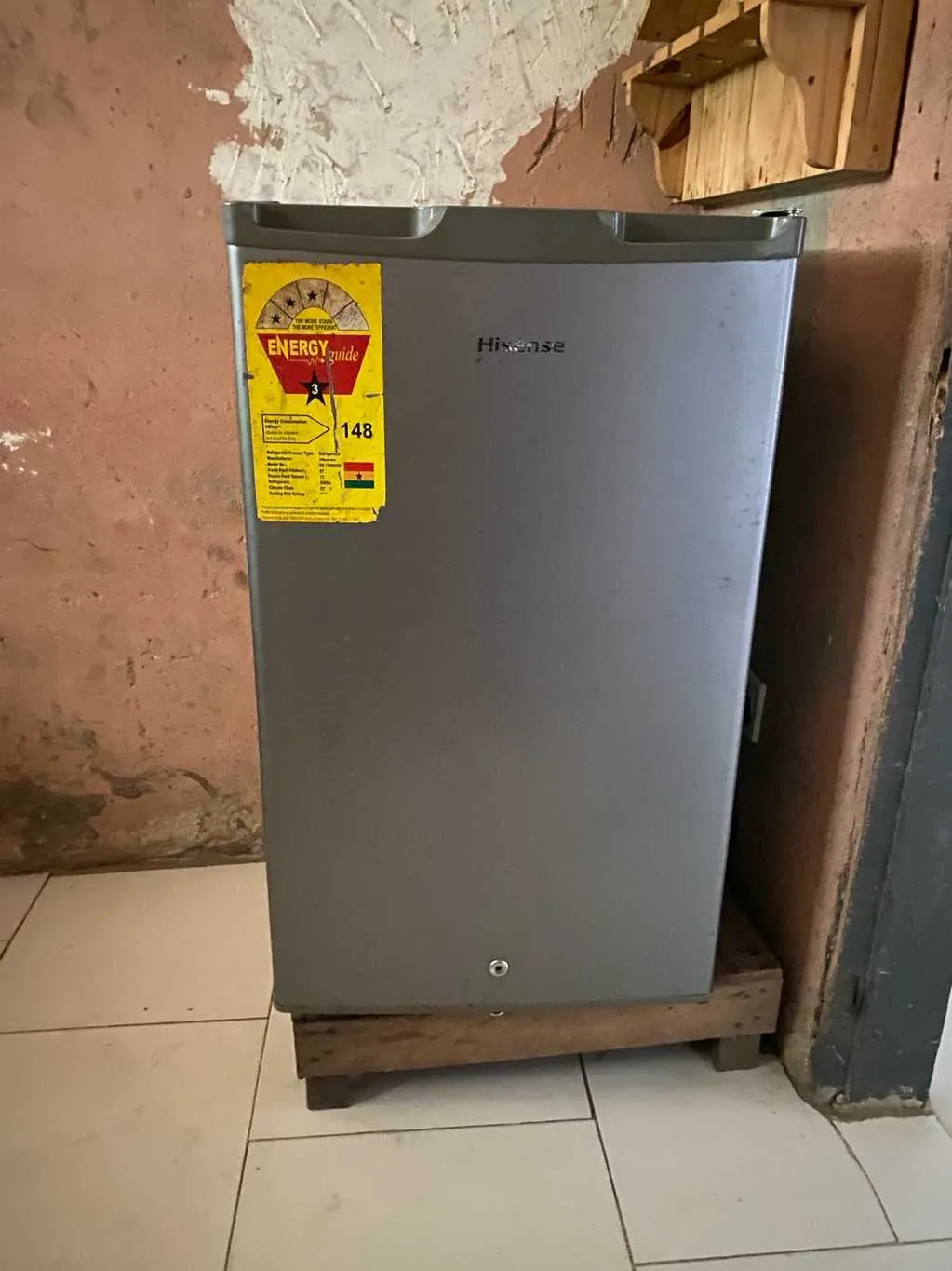 Highsense tabletop fredge for sale in Kwabre, Ashanti Region