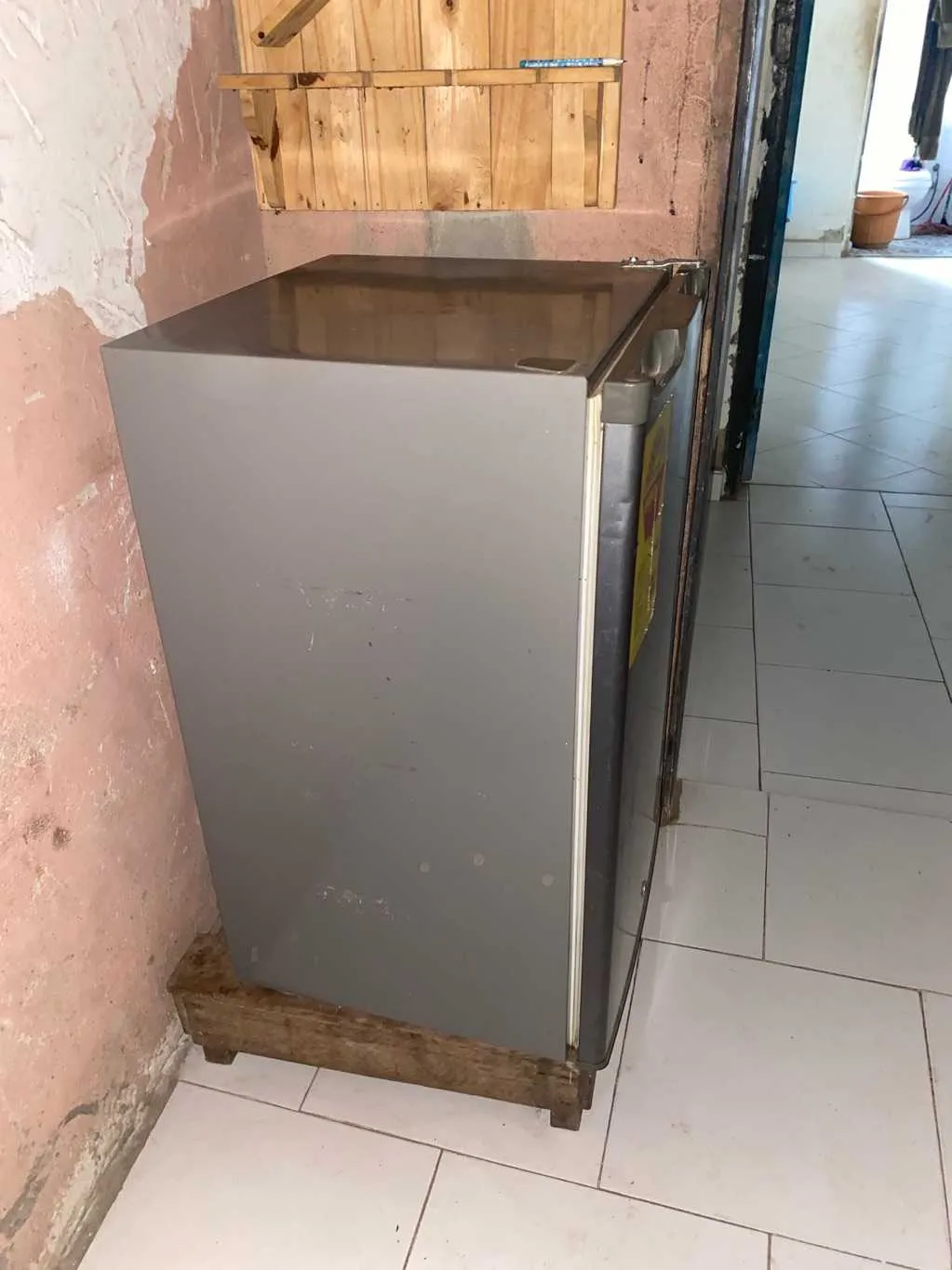 Used Highsense tabletop fredge for sale in Kwabre, Ashanti Region, Ghana