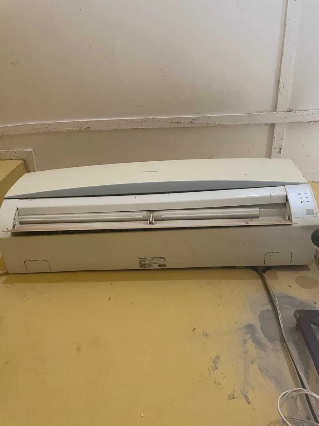 Used 1.5hp Air Conditioner for sale in Ketu North District, Volta Region, Ghana