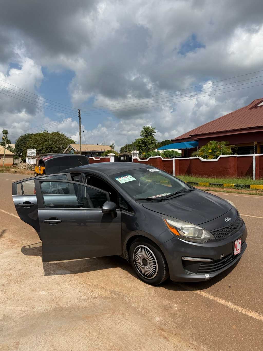 Used 2016 Kia Rio Lx for sale in Berekum, Bono, Ghana