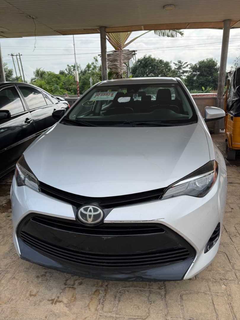Used Toyota COROLLA LE for sale in Accra Metropolitan, Greater Accra, Ghana