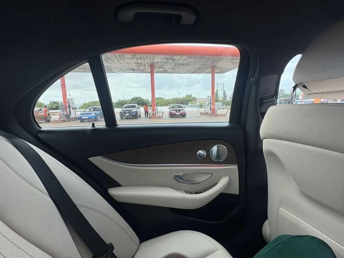 Used Mercedes Benz E 350 for sale in Adenta, Greater Accra, Ghana