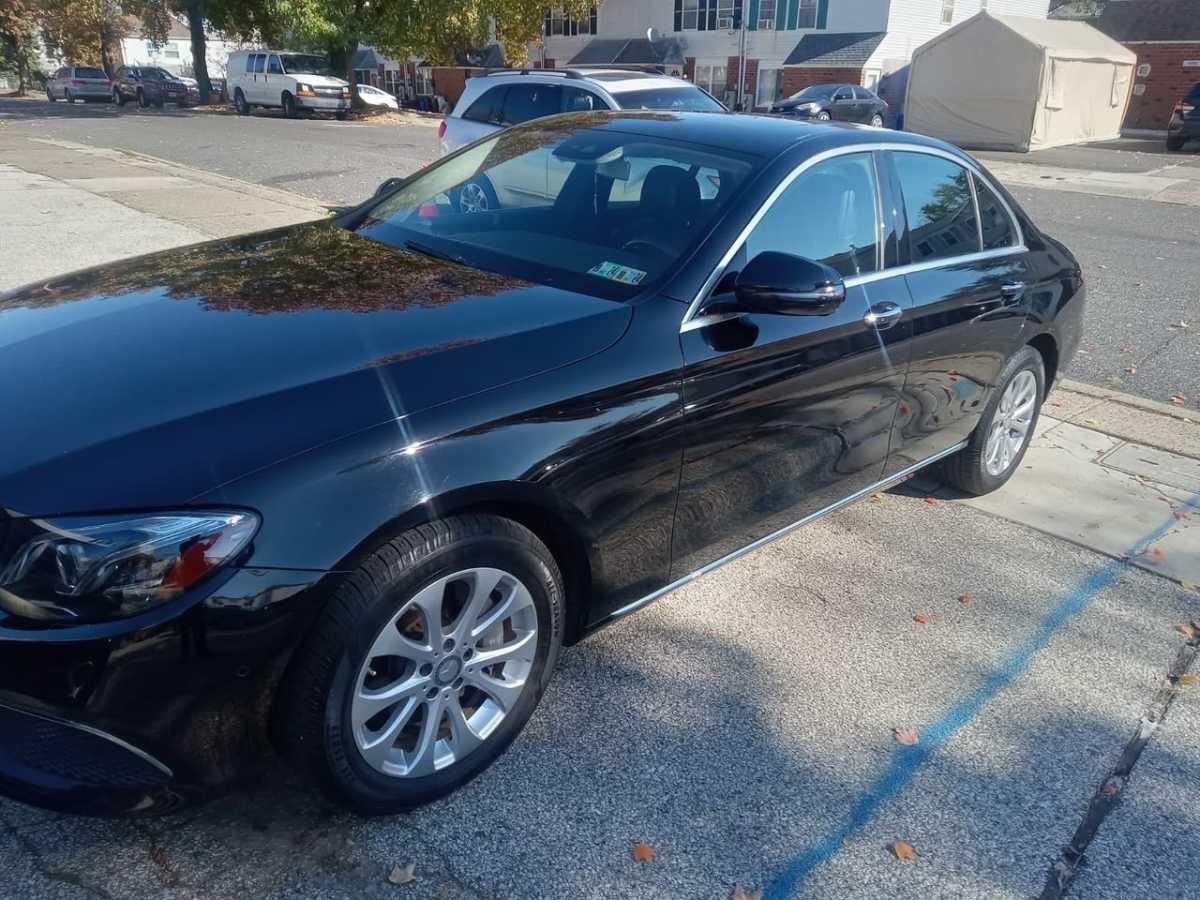 Used Mercedes Benz E300 for sale in Adenta, Greater Accra, Ghana