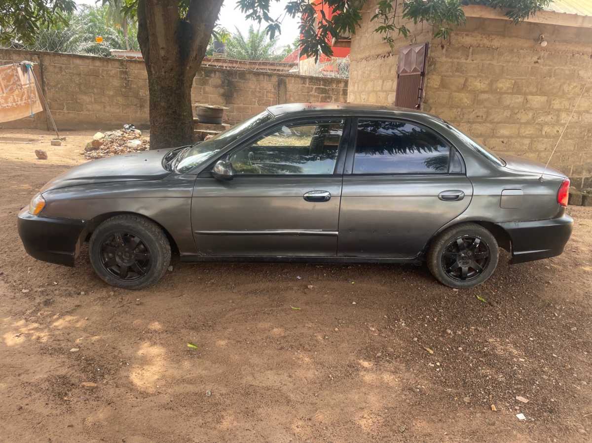 Used Kia Spectra 2002 Automatic Sedan for sale in Ho, Volta Region, Ghana