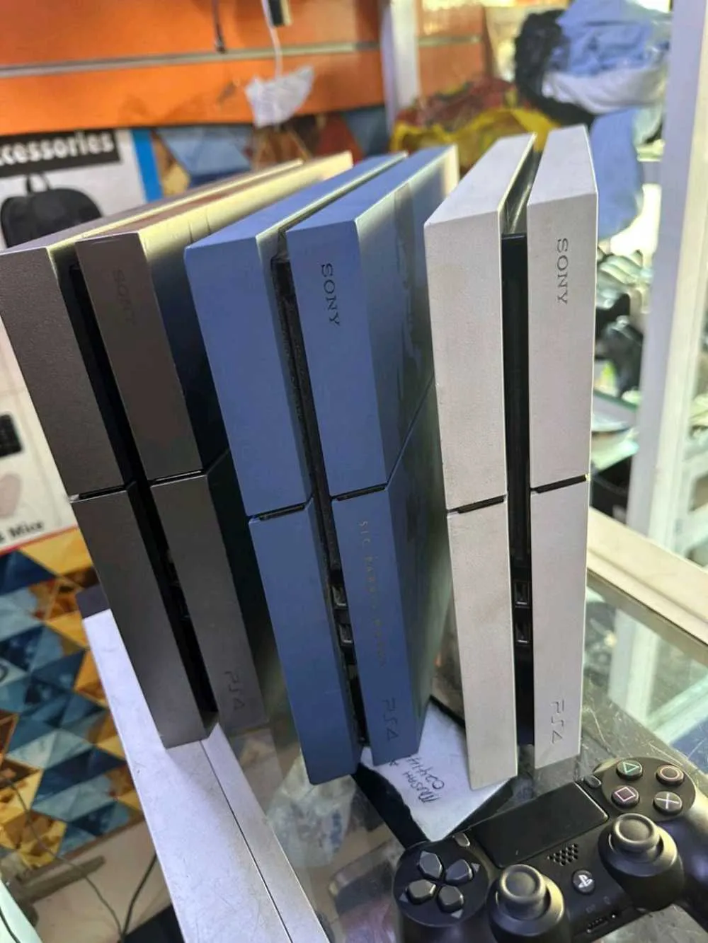 Used PS4 standard with fc24 and some games for sale in Greater Accra, Ghana