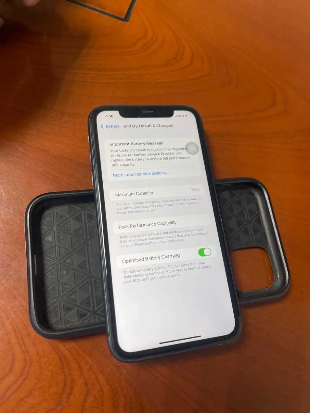 Used iPhone 11 64gig for sale in Ga South, Greater Accra, Ghana