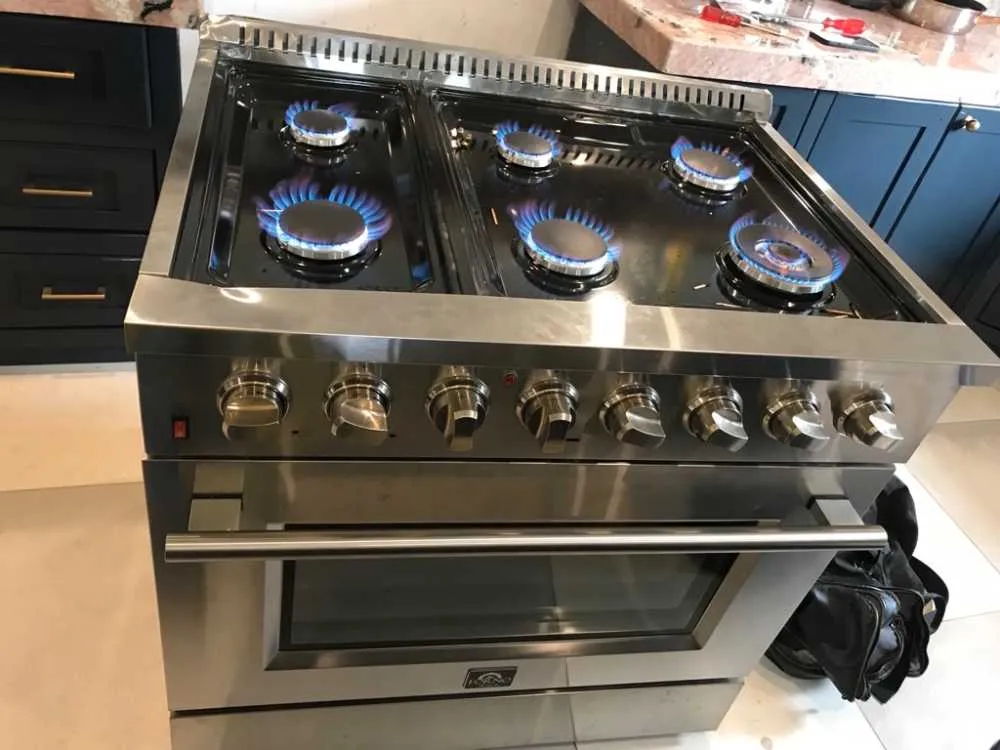 Used gas stove cooker repairs for sale in Ashaley Botwe, Greater Accra, Ghana