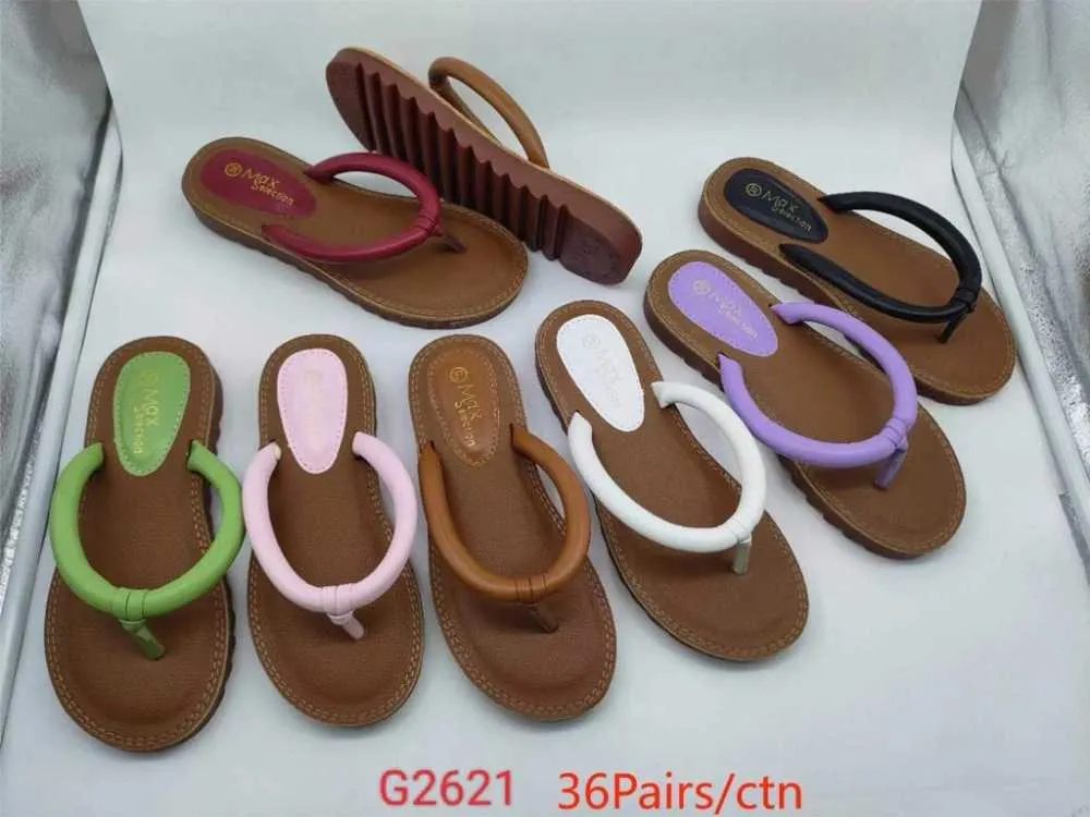 New ladies heels and slippers for sale in Bono, Ghana