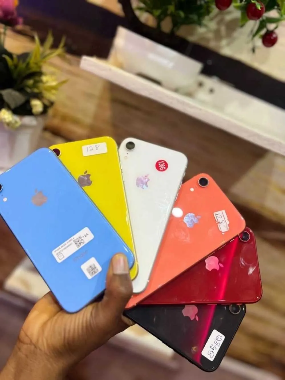 New iPhone XR 128GB for sale in Western, Ghana