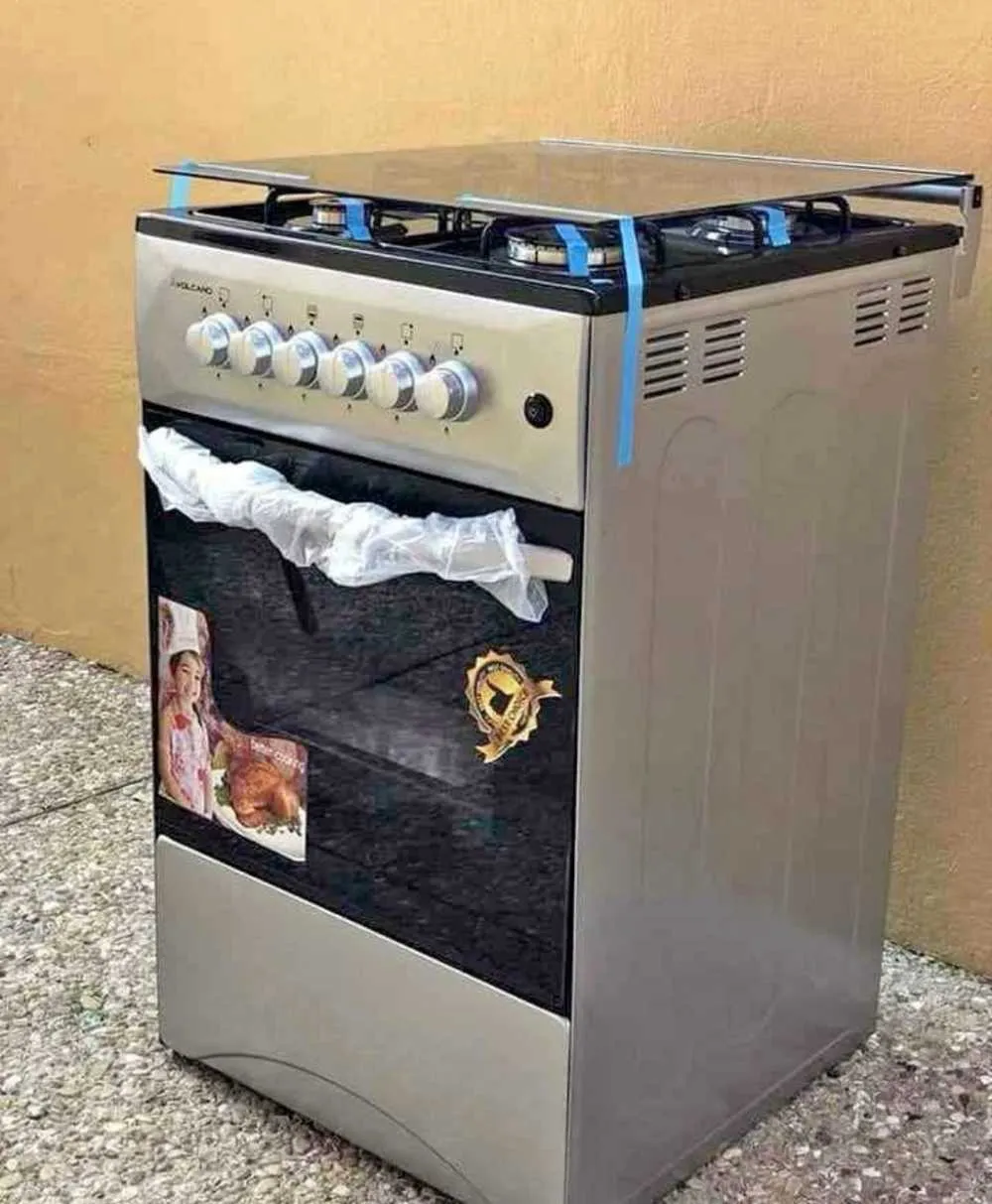 4 BURNER STOVE FOR SALE for sale in Greater Accra, Ghana