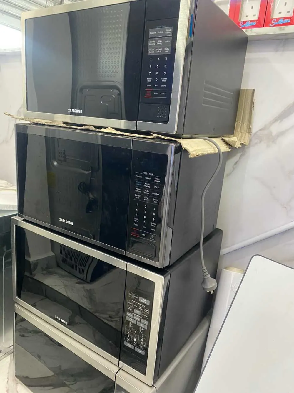 New Samsung microwaves 41Litres for sale in Greater Accra, Ghana