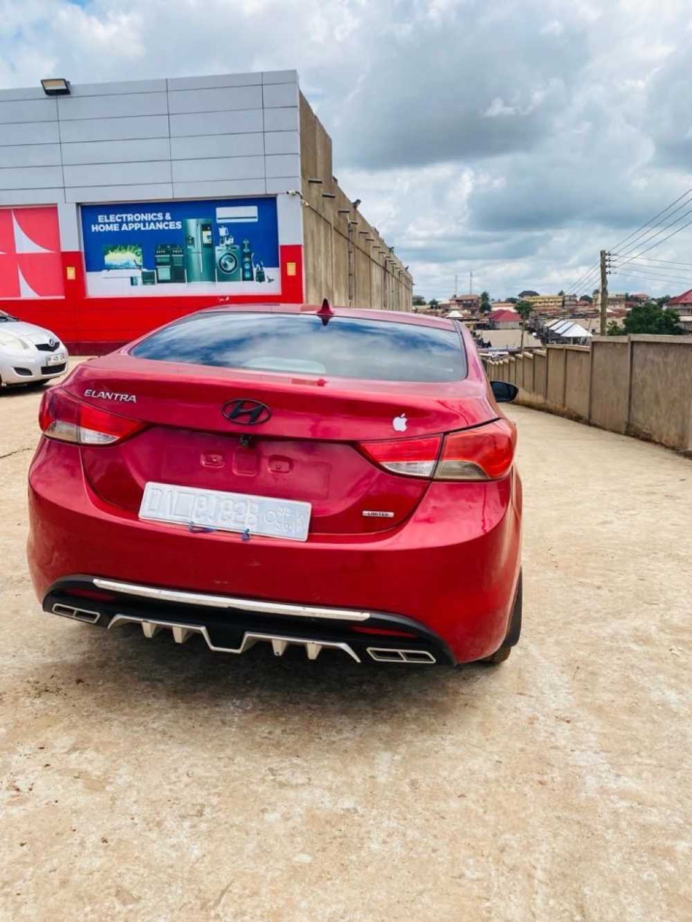 Used Hyundai Elantra Car for sale in Ashanti, Ghana