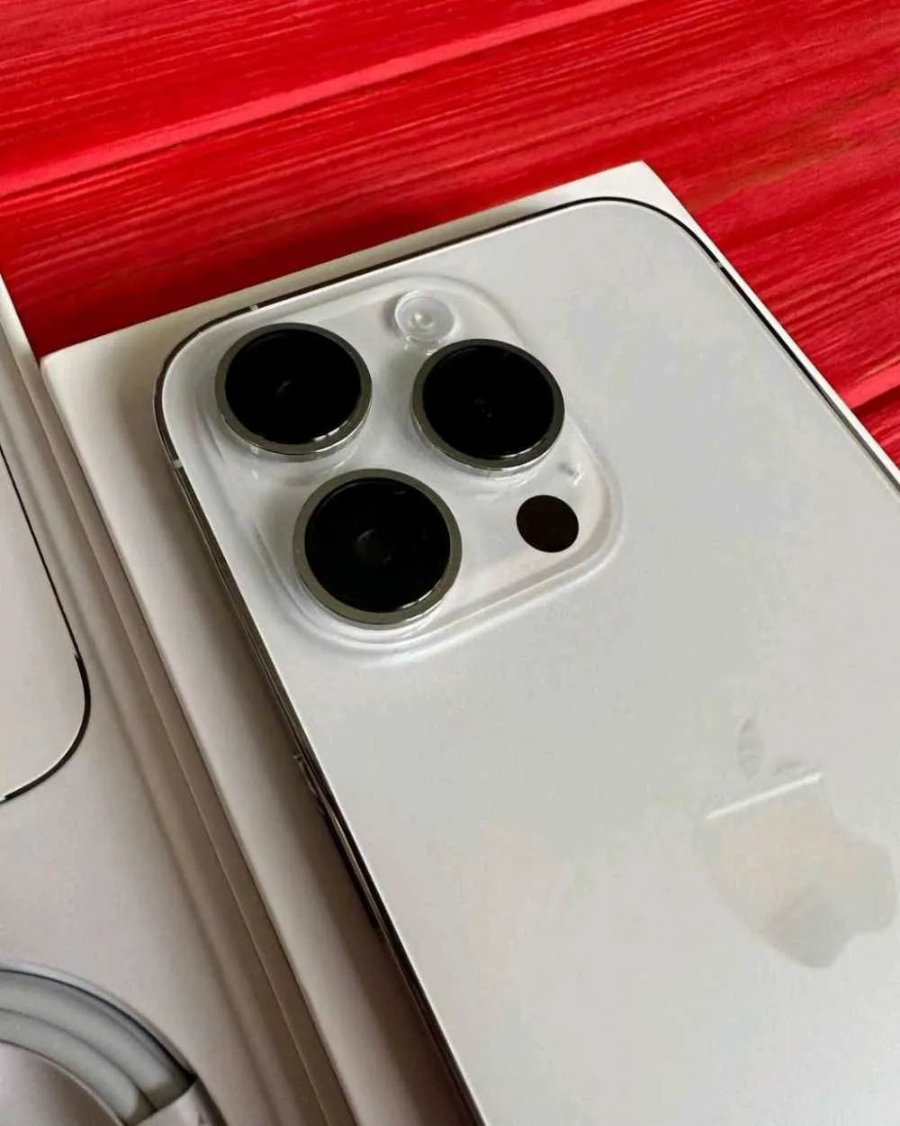 New iPhone 15PRO MAX 512GB for sale in Accra Metropolitan, Greater Accra, Ghana