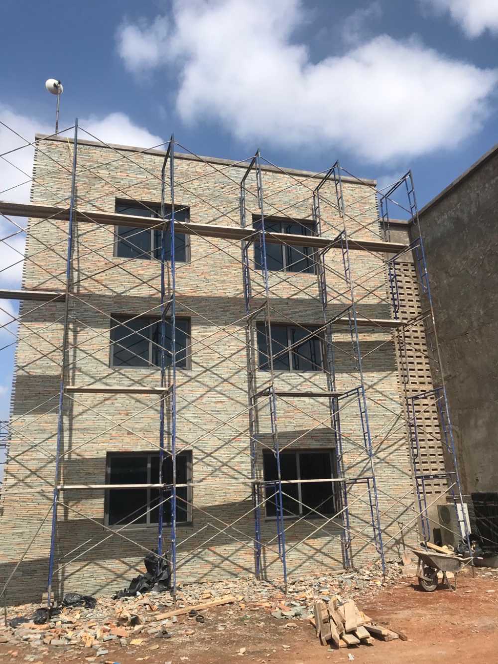 Used expert marble stones layers for sale in Accra Metropolitan, Greater Accra, Ghana
