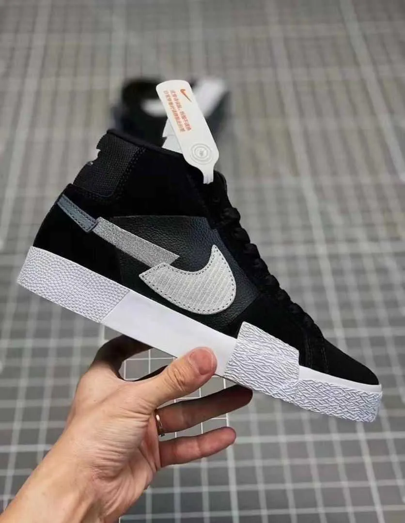 New Nike SB Blazer White and Cream for sale in Accra Metropolitan, Greater Accra, Ghana