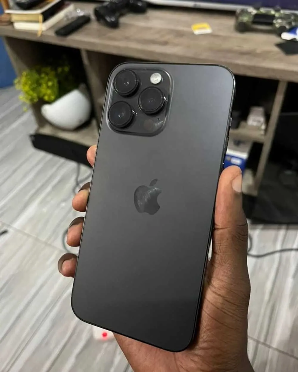 Used Apple iPhone 13 Pro for sale in Kumasi Metropolitan, Ashanti Region, Ghana