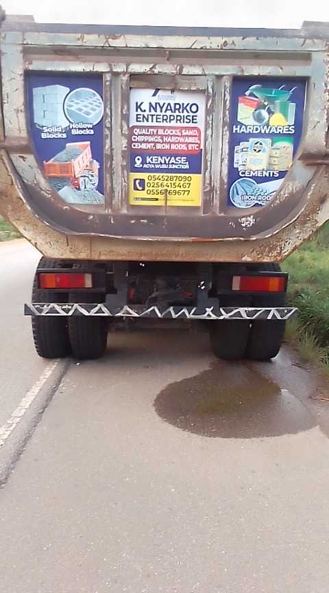 Used Dump truck for sale in Bono, Ghana