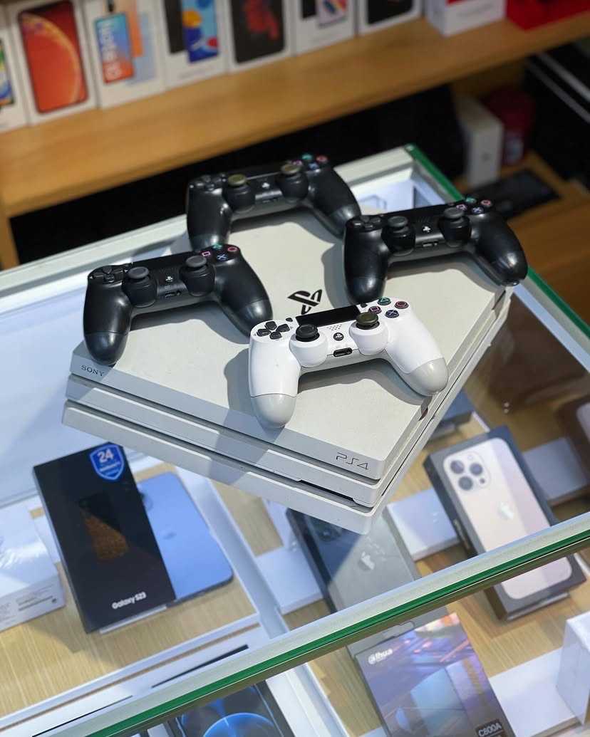New SONY PS4 Slim/Pro for sale in Accra Metropolitan, Greater Accra, Ghana