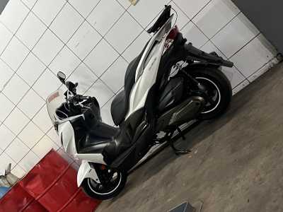 Used kymco Kawasaki j300 for sale in Kumasi Metropolitan, Ashanti Region, Ghana