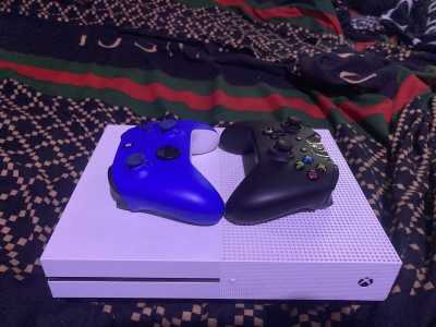 Used xbox one s for sale in Western, Ghana