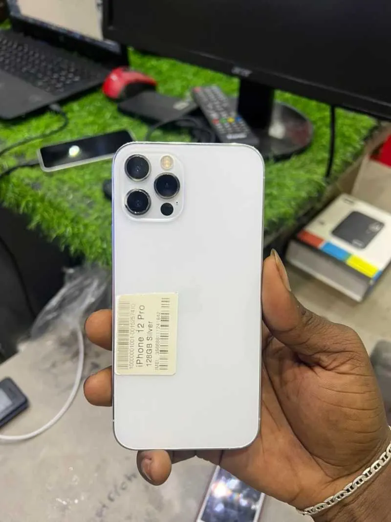 Used iPhone 14 Pro Max 256gb for sale in Kumasi Metropolitan, Ashanti Region, Ghana