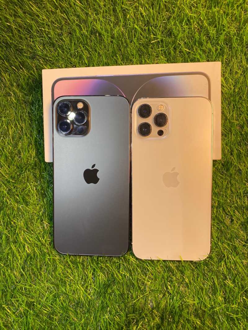Used 12pro max Phone for sale in Ablekuma, Greater Accra, Ghana