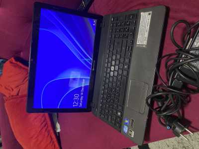 Used Fujitsu core i3 eszynote laptop for gaming for sale in Greater Accra, Ghana