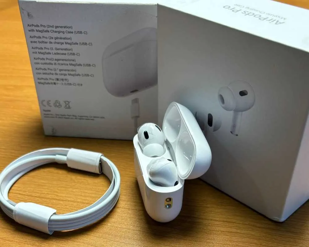 New AirPods pro 2 and AirPods 3 for sale in Adenta, Greater Accra, Ghana