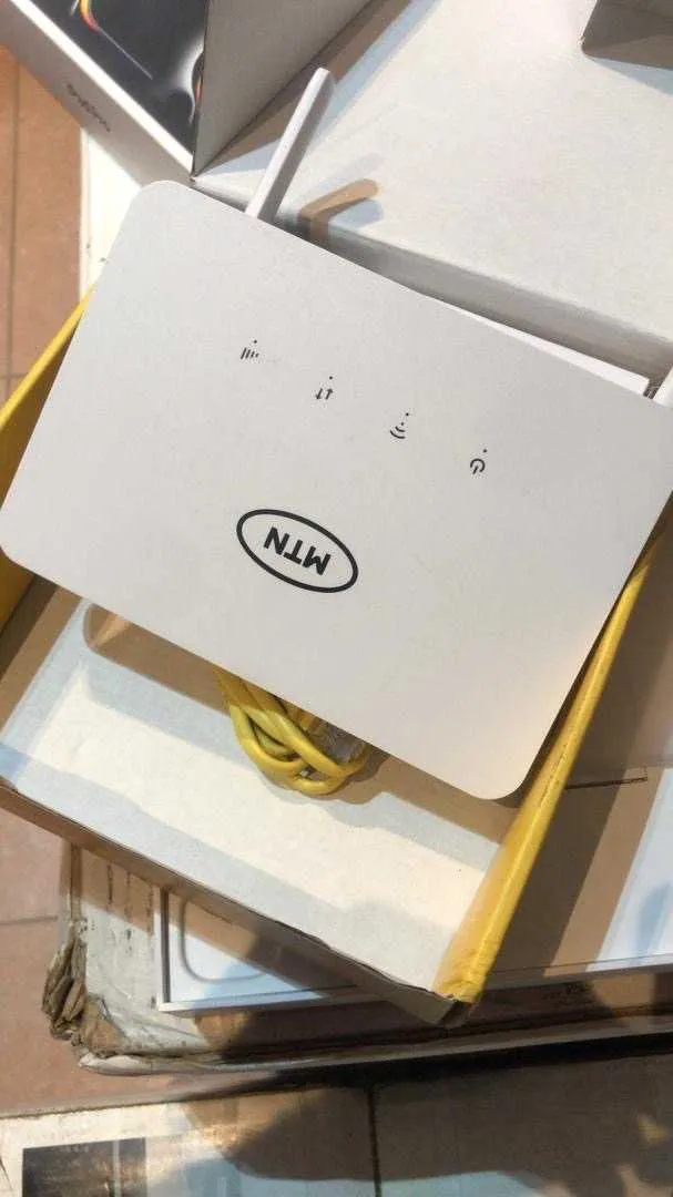 New Mtn 4g internet router for sale in Eastern, Ghana