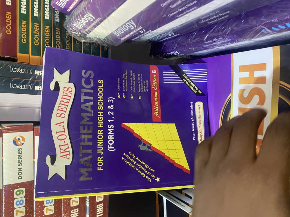 Textbooks And Past Questions for sale in Accra Metropolitan, Greater Accra, Ghana