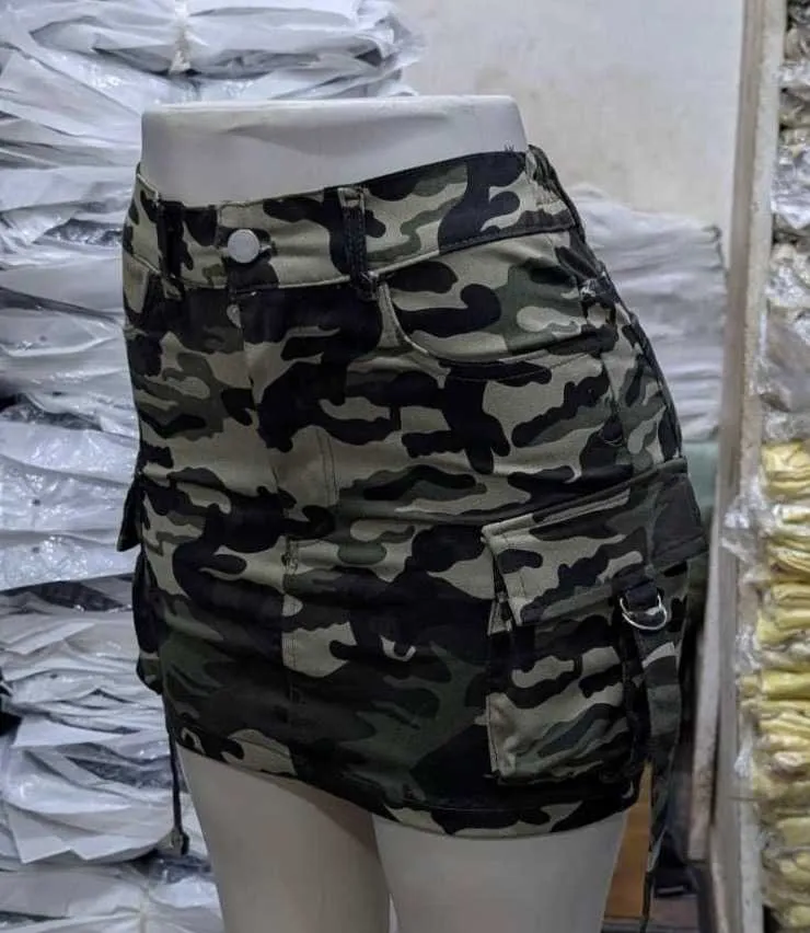 New Short Cargo skirt for sale in Tema Metropolitan, Greater Accra, Ghana