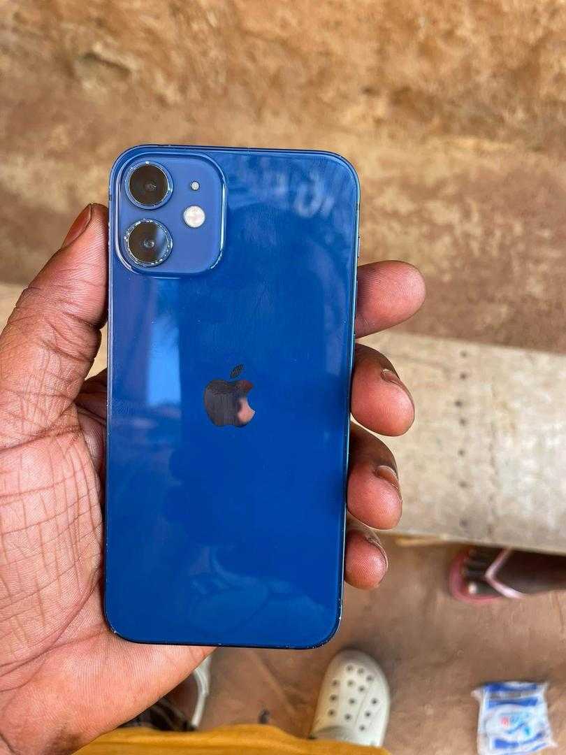 iPhone 12 256GB Uk 🇬🇧 Used for sale in Accra Metropolitan, Greater Accra, Ghana