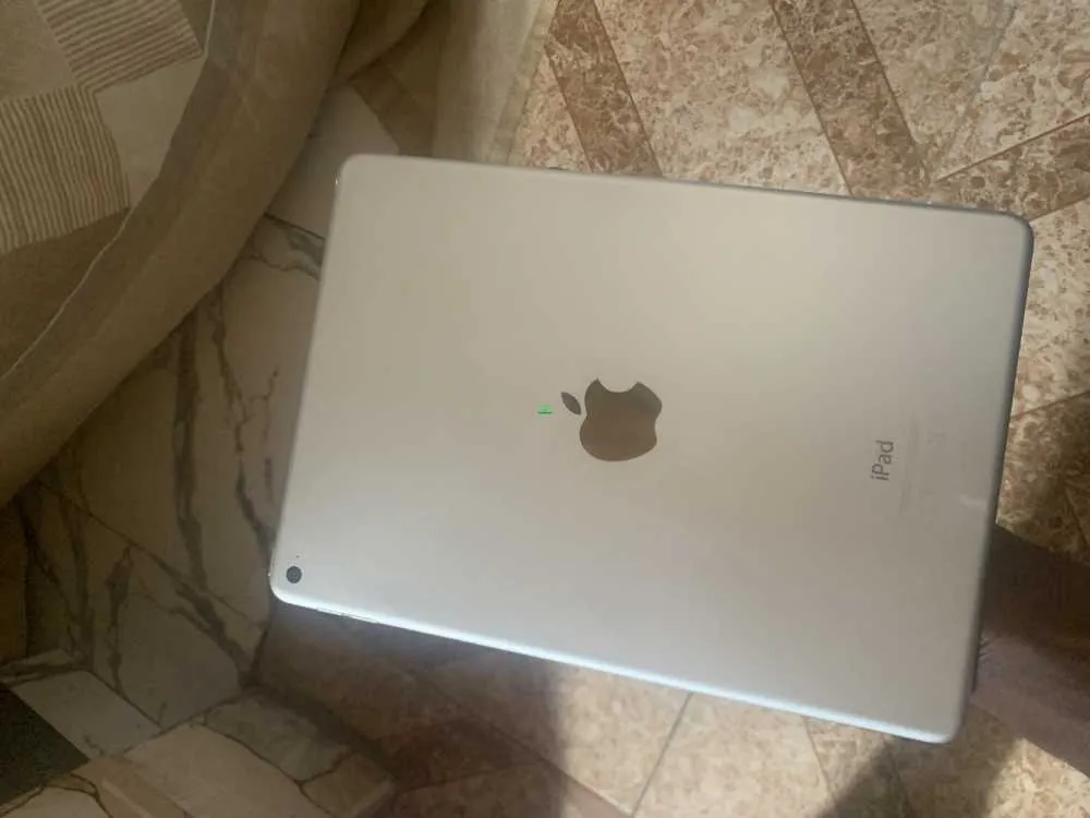 Used iPad Air 2 64GB for sale in Achimota, Greater Accra, Ghana