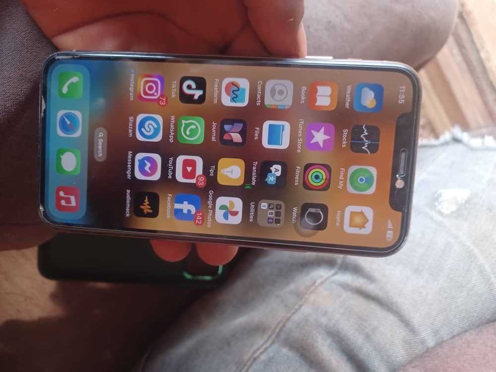 Used iPhone 11 Pro for sale in Adenta, Greater Accra, Ghana