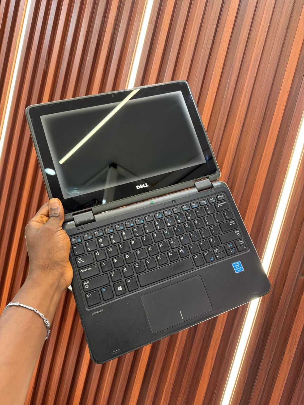 Used Dell LATITUDE 3189 for sale in Cape Coast, Central Region, Ghana