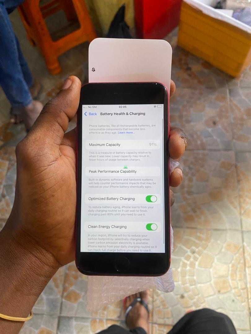 New iPhone SE 2 for sale in Bono, Ghana