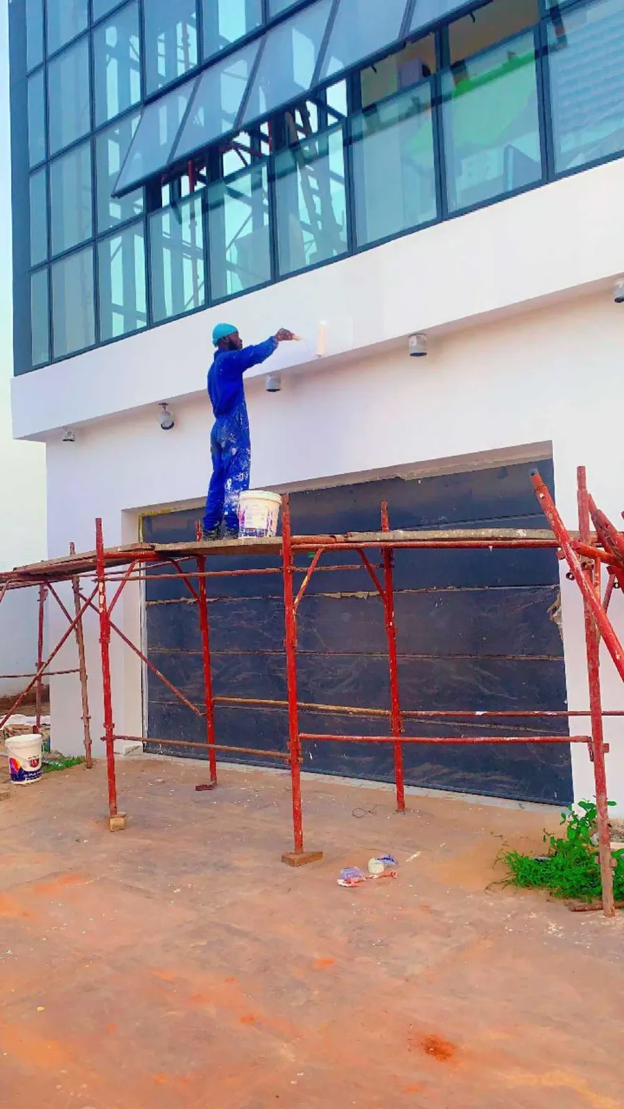 wall skimming. smoothing concrete.paintings. plasterboard ceilings. p.o.p ceilings . fixing corner mauled for sale in Kasoa, Greater Accra, Ghana