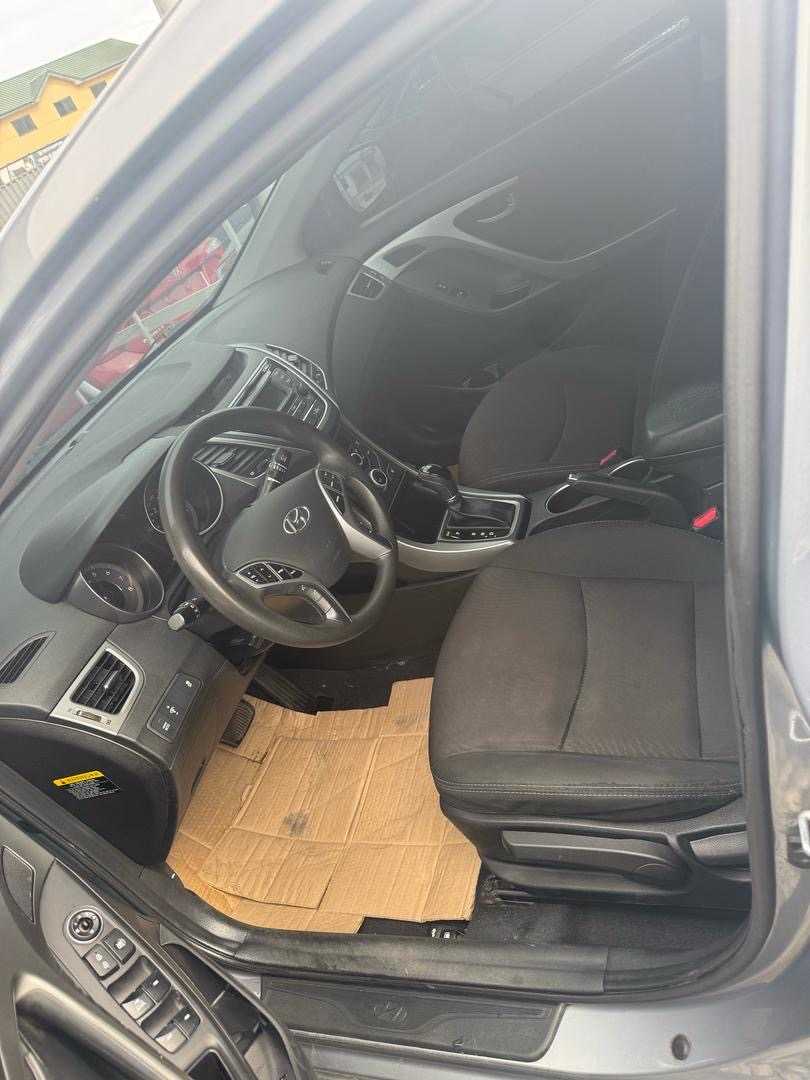 Used Hyundai Elantra Car for sale in Mfantsiman Municipal, Central Region, Ghana